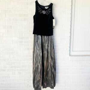 Che Studio by Cathy Co NWT Vintage 90's Black Velvet Silver Gown